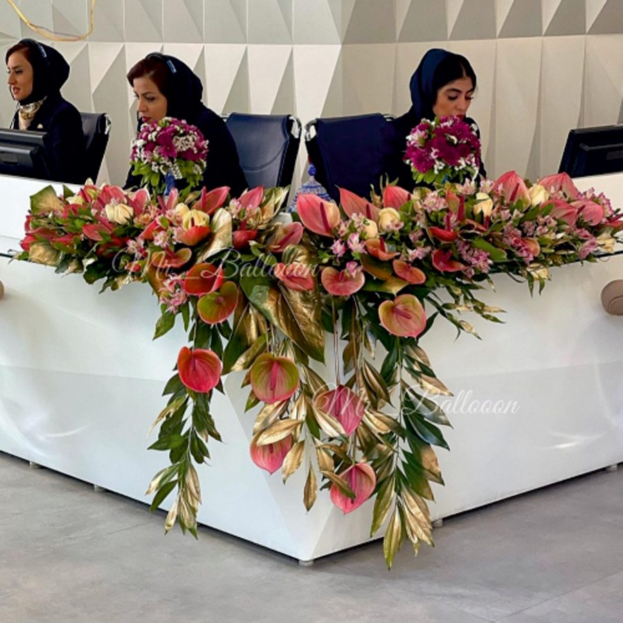 گل ارایی میز کارمندان